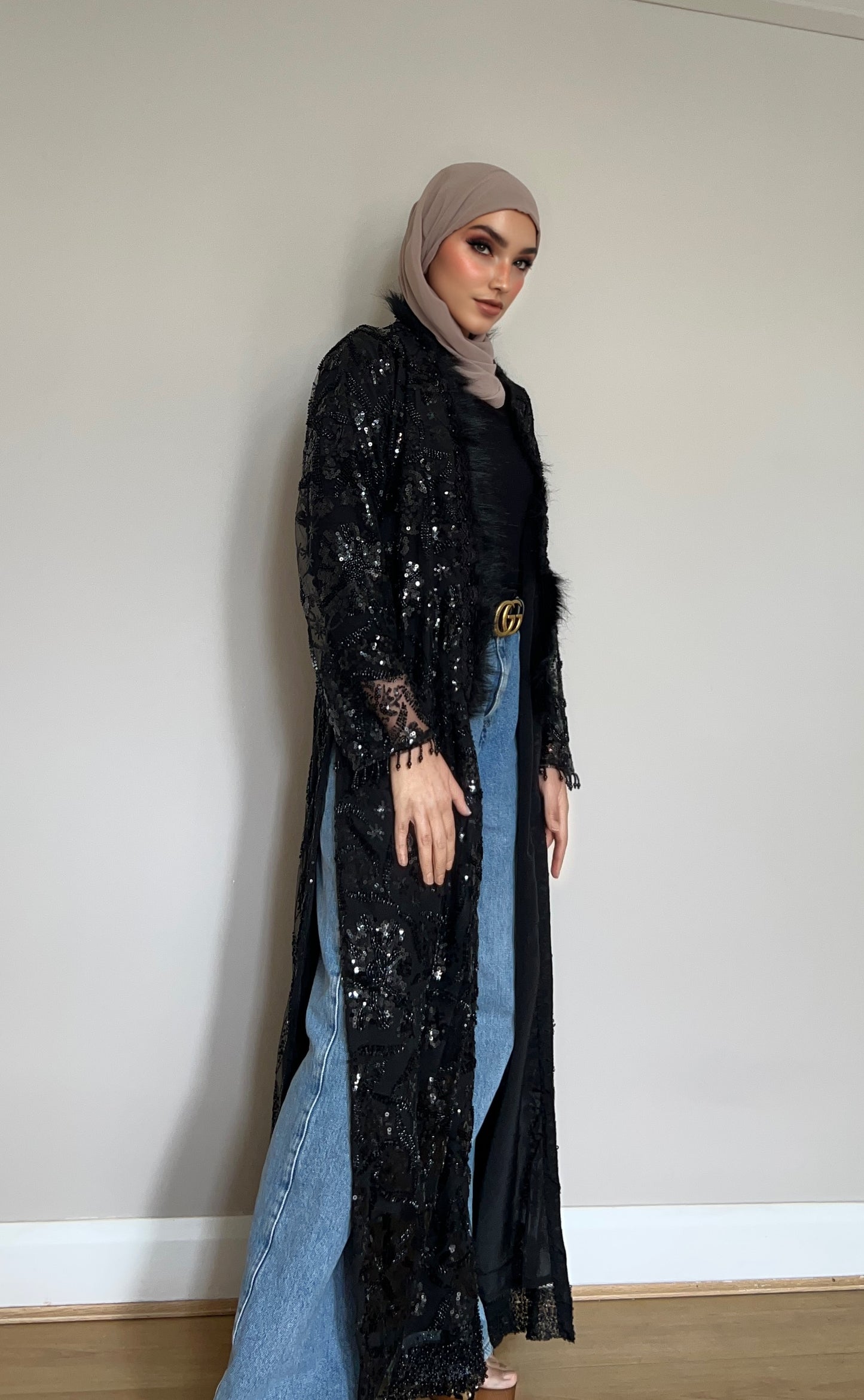 Inaya – Luxe Hand-Embellished Full-Length Feather Jacket