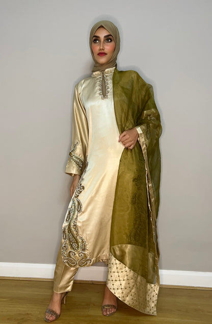 Zayra Dusk - Tan Silk Keyhole Kameez Set with Organza Dupatta